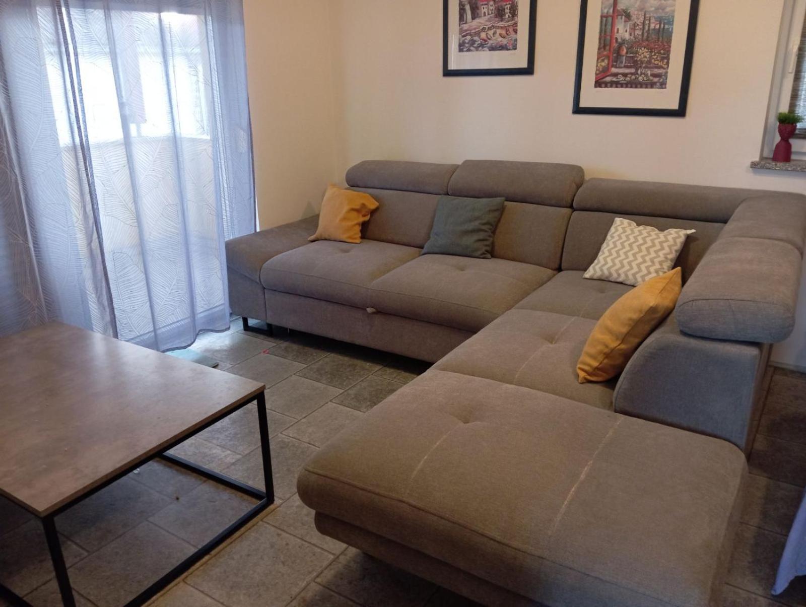 Apartman Olic Ražanac Esterno foto